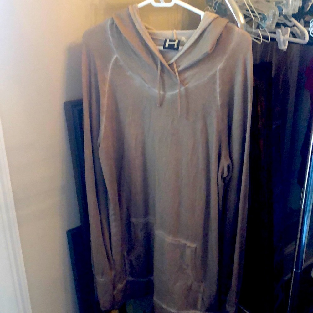 Hooded sweatshirt